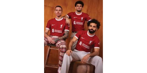 Liverpool pudotuksen partaalla Eurooppa-liigan puolivälierissä